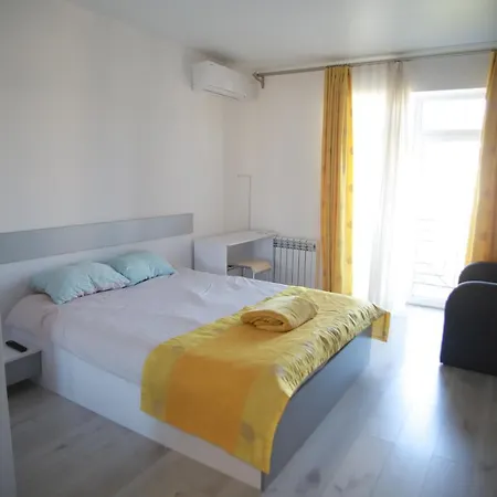 Apartment віланж