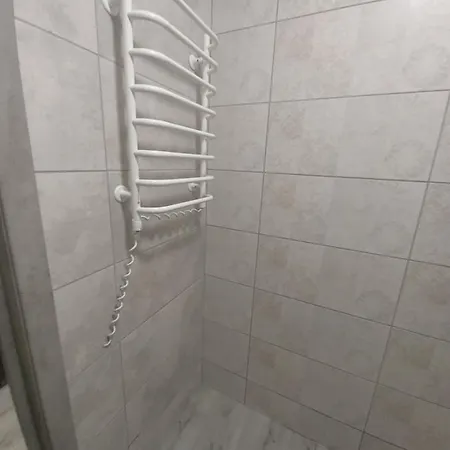 віланж דירה פוליאנה